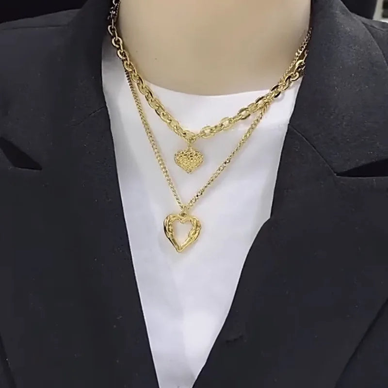 💖 Collier Double Cœur Femme – Plaqué Or 18K Haute Qualité