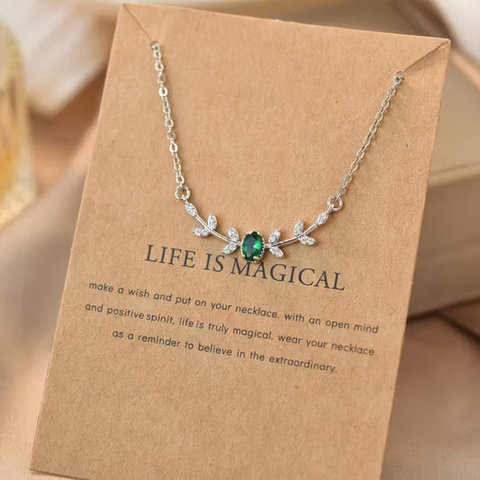 COLLIER FEMME EN ZIRCONE – MOTIF BRANCHE & FEUILLE