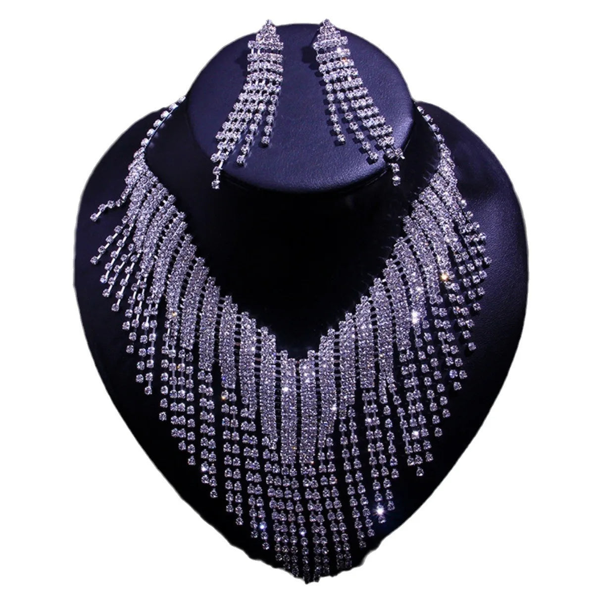 💎 Ensemble Collier & Boucles d’Oreilles à Pampilles – Strass Étincelants