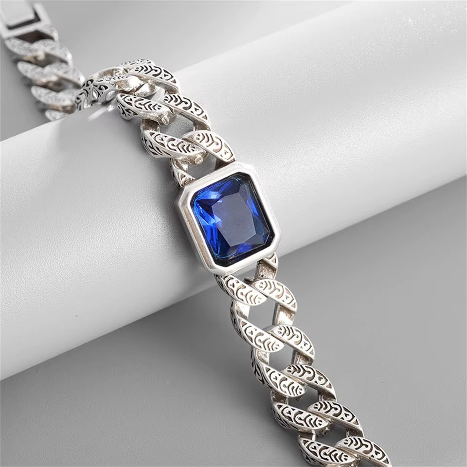 Bracelet Chaîne Cubaine Exquise avec Zircon Vert – Bijou de Mode Unisexe, Élégant et Brillant