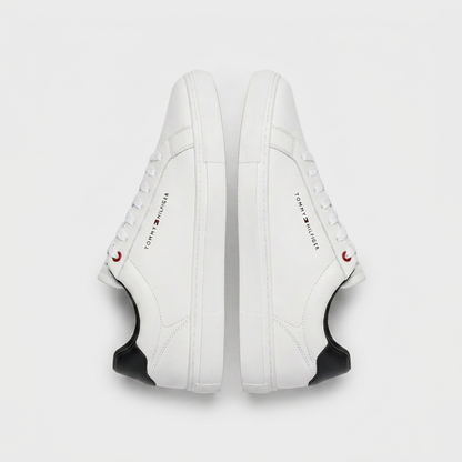 Sneakers Premium Tommy Hilfiger en Cuir Blanc – Élégance & Confort au Congo